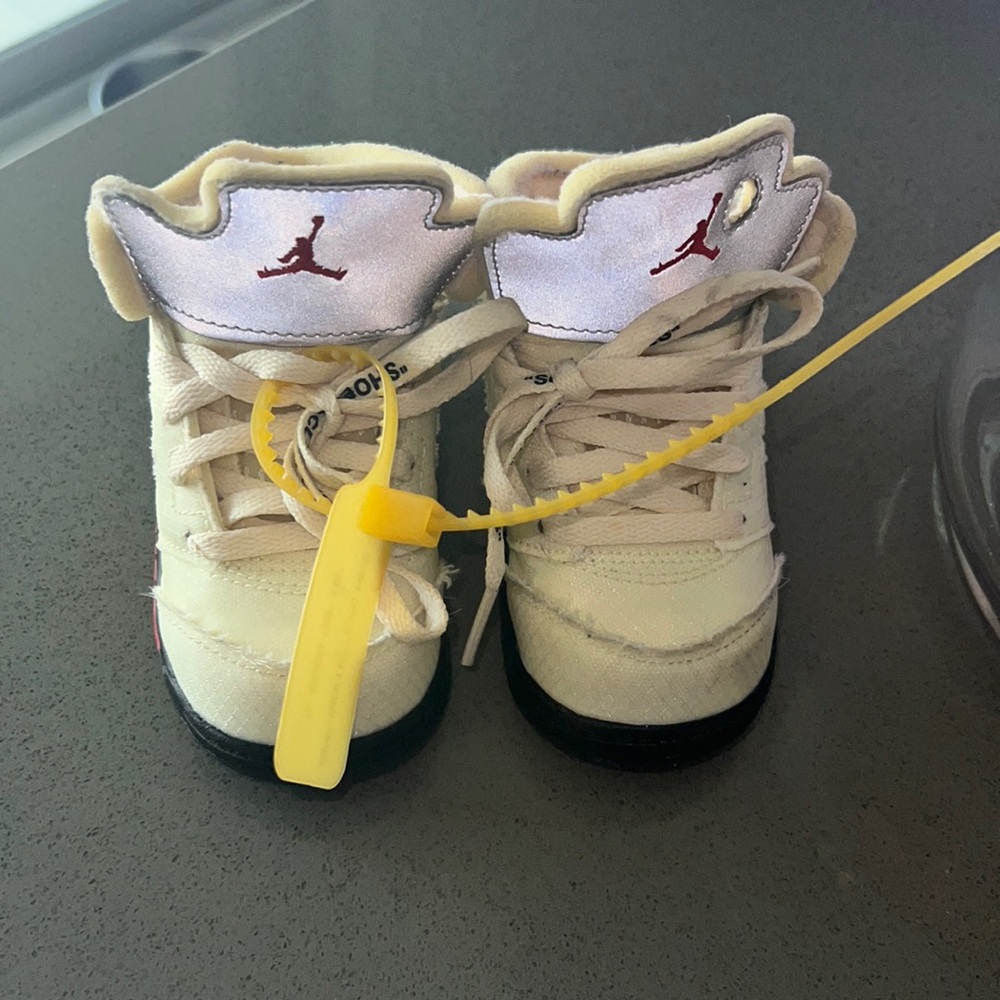 Off white Jordan’s toddler 6c